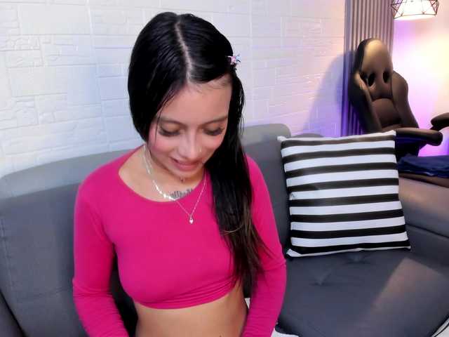 Adarha live cam on BongaCams