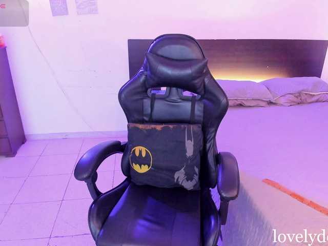 lovelydollyx live cam on BongaCams