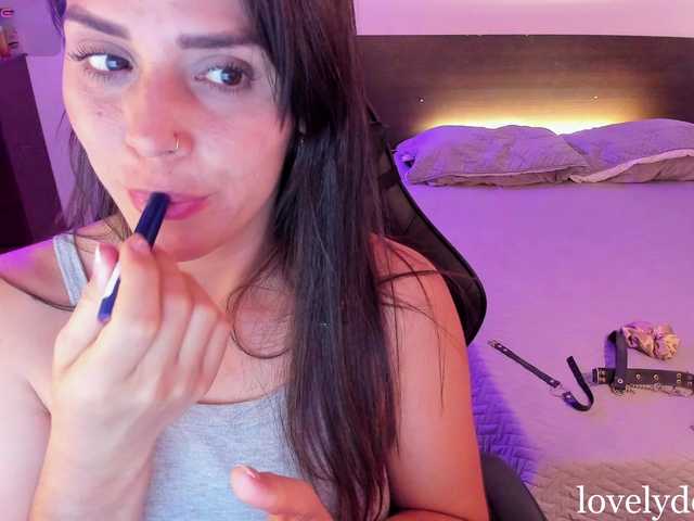 lovelydollyx live cam on BongaCams