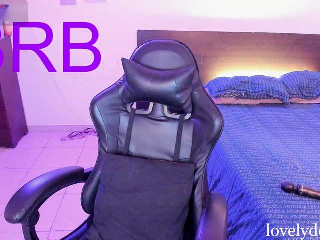 lovelydollyx live cam on BongaCams
