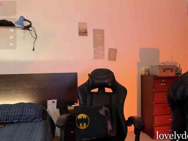 lovelydollyx webcam