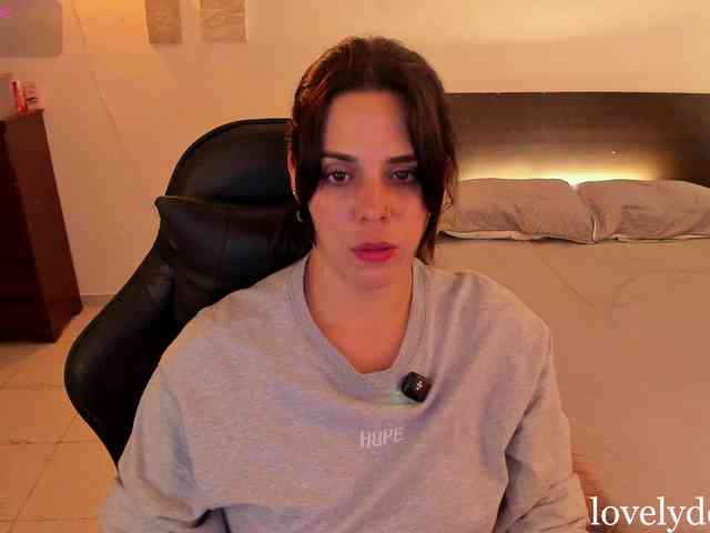 lovelydollyx