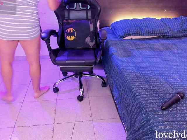 lovelydollyx webcam