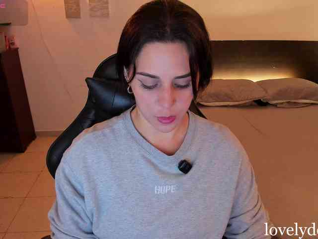 lovelydollyx