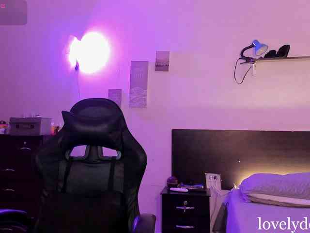 lovelydollyx