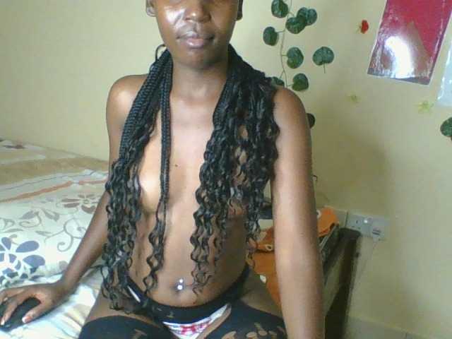 Imani- live cam on BongaCams