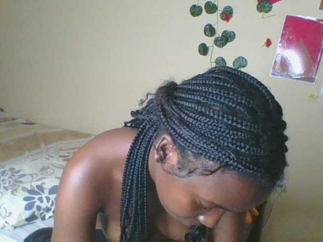 Imani- live cam on BongaCams