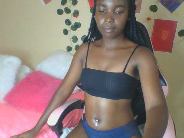 Imani- live webcam show
