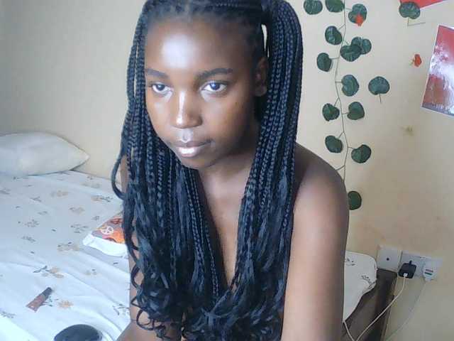 Imani- live cam on BongaCams