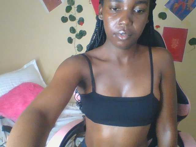 Imani- live webcam show