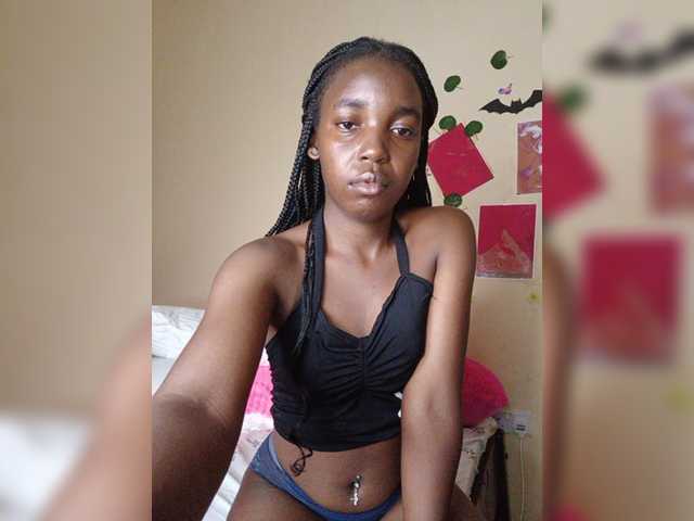 Imani- live webcam show