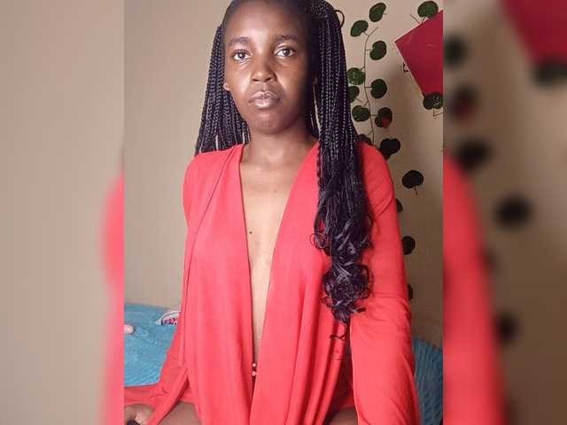 Imani- live cam on BongaCams