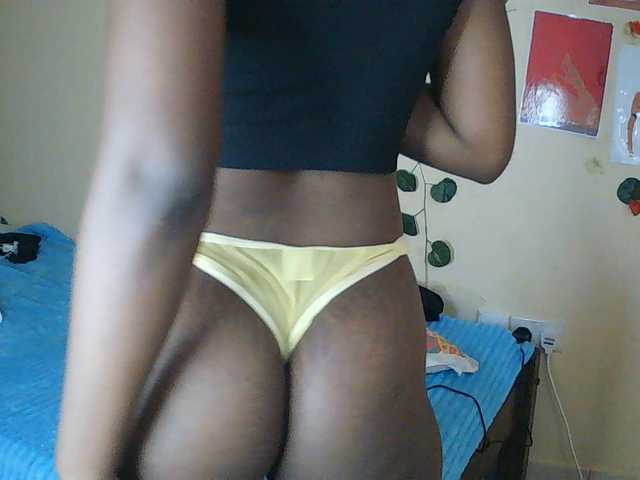 Imani- live cam on BongaCams