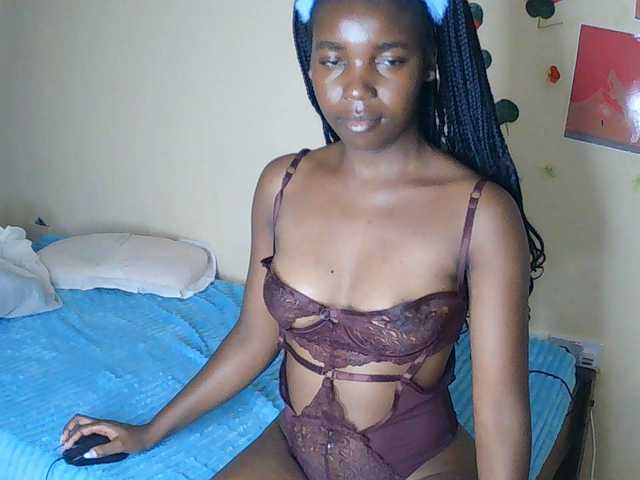 Imani- live cam on BongaCams