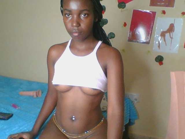 Imani- live cam on BongaCams
