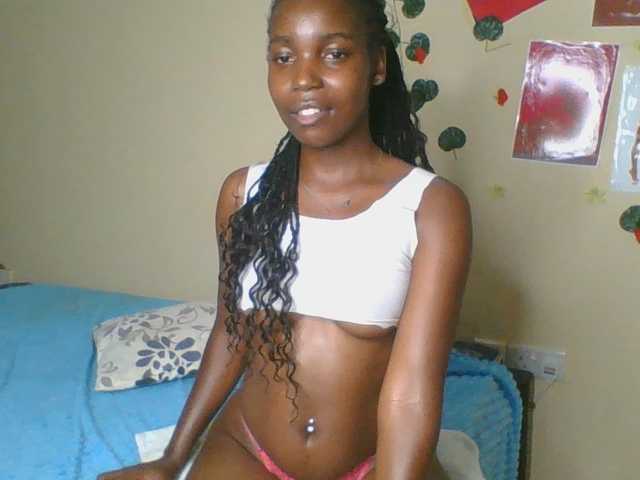 Imani- live cam on BongaCams
