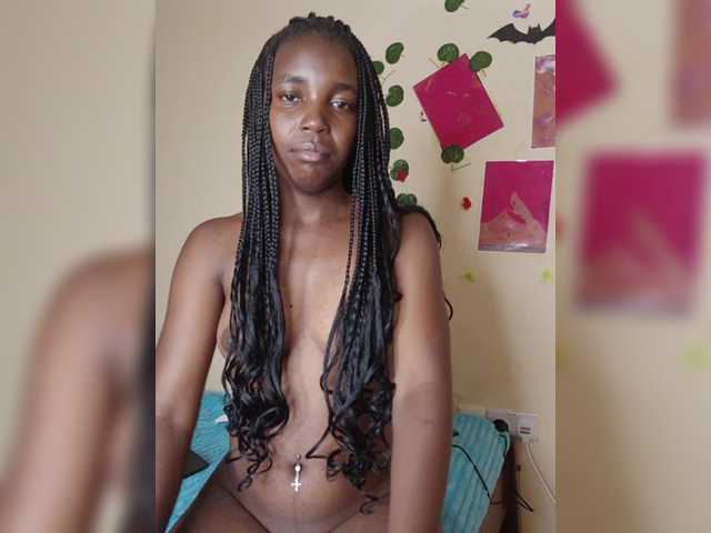 Imani- live cam on BongaCams