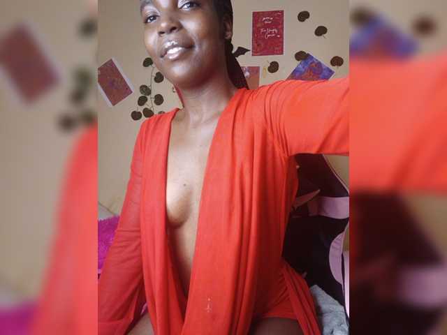 Imani- live webcam show