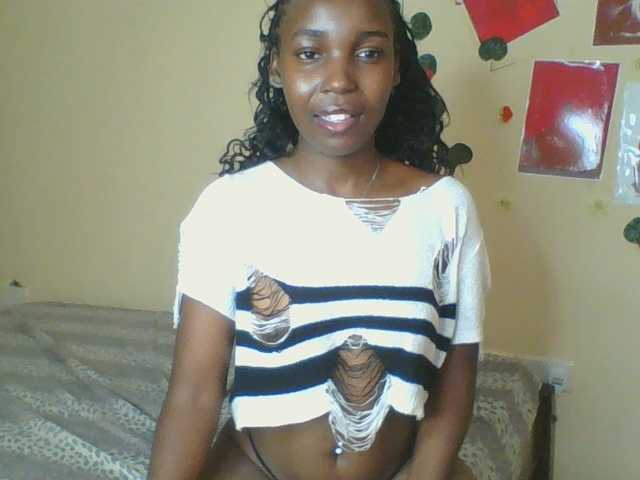 Imani- live cam on BongaCams