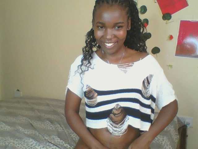 Imani- live cam on BongaCams