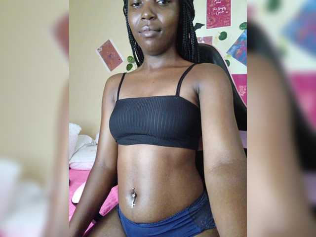 Imani- live webcam show