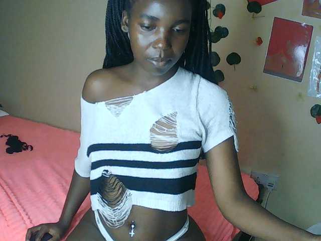 Imani- live cam on BongaCams