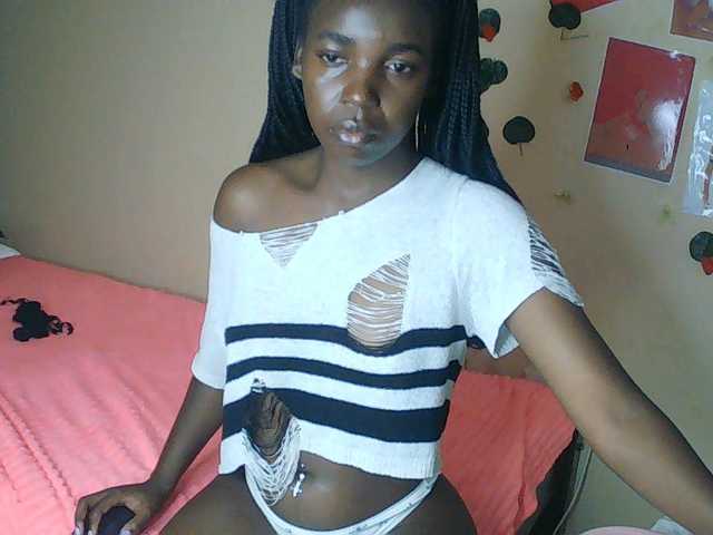 Imani- live webcam show