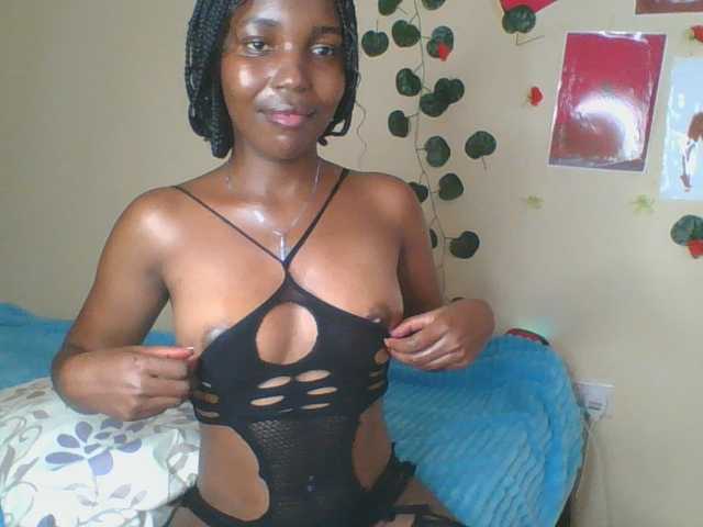 Imani- live cam on BongaCams