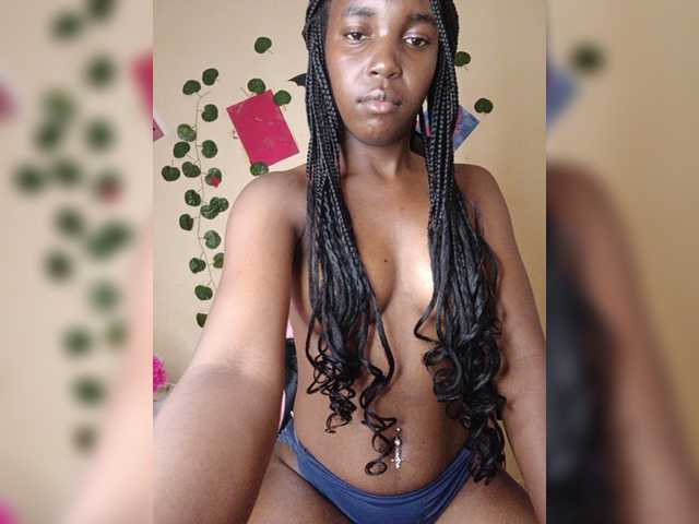 Imani- live webcam show