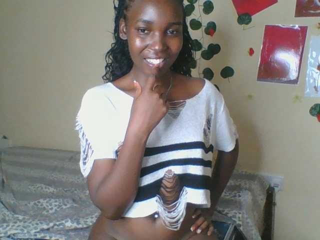 Imani- live cam on BongaCams
