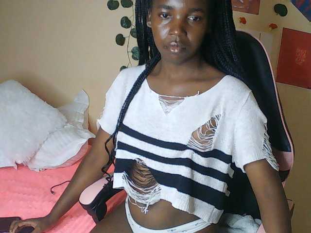 Imani- live webcam show