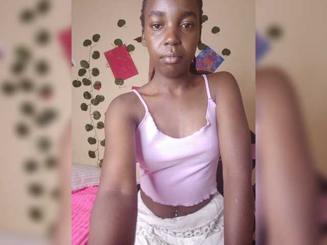 Imani- live webcam show