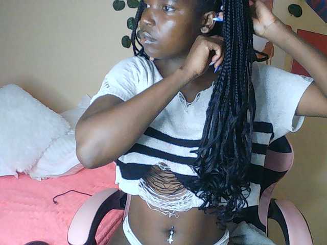 Imani- live webcam show