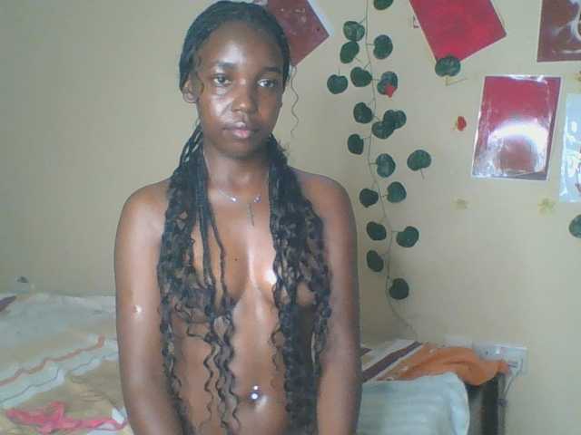 Imani- live cam on BongaCams