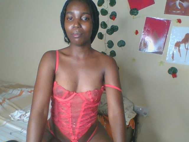 Imani- live cam on BongaCams