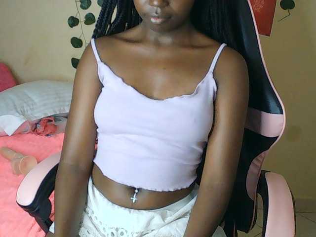 Imani- live webcam show