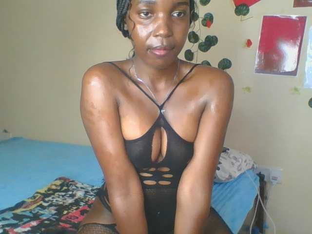 Imani- live cam on BongaCams