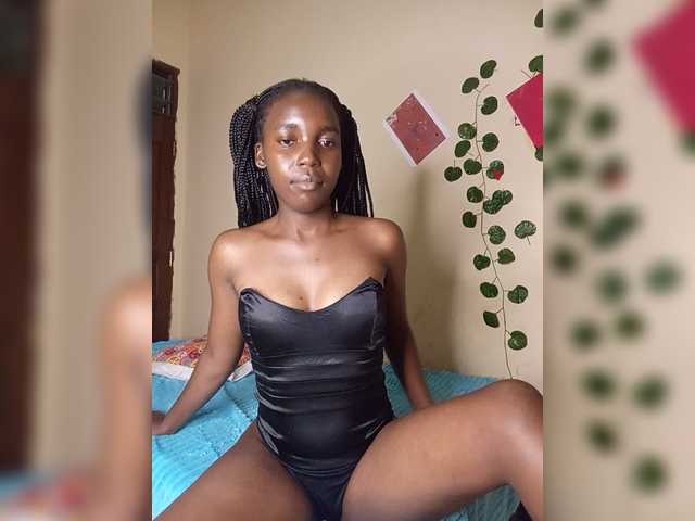 Imani- live cam on BongaCams