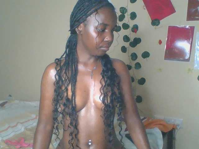 Imani- live cam on BongaCams