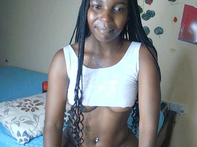 Imani- live cam on BongaCams