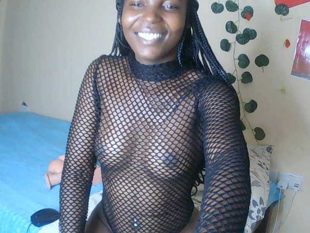 Imani- live cam on BongaCams