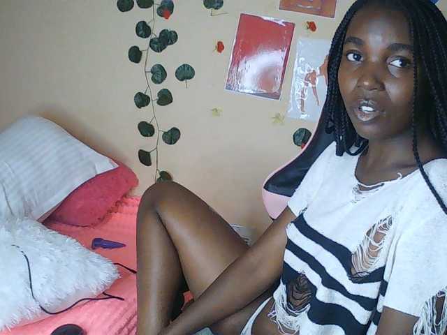 Imani- live webcam show