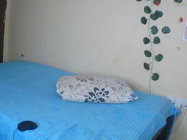 Imani- live cam on BongaCams