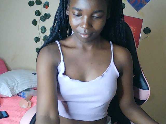 Imani- live webcam show