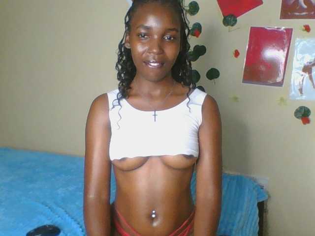 Imani- live cam on BongaCams