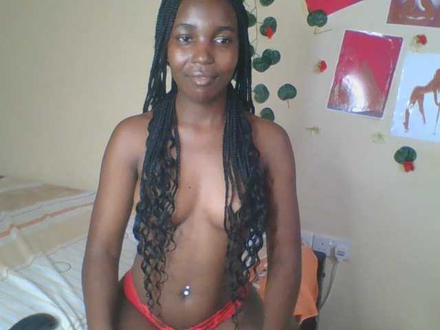 Imani- live cam on BongaCams