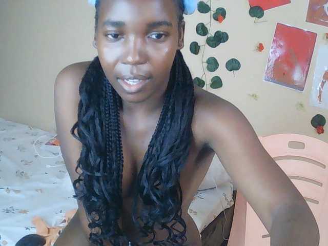 Imani- live cam on BongaCams
