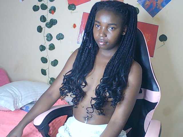 Imani- live webcam show