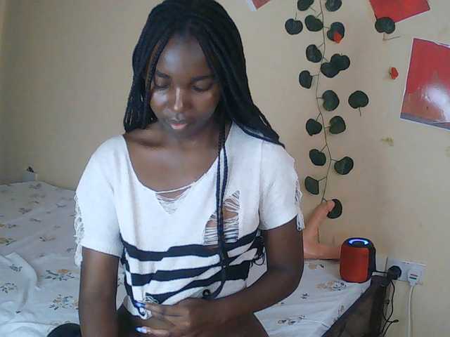 Imani- live cam on BongaCams