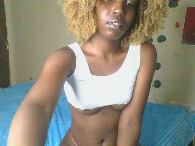Imani- Live Webcam on BongaCams